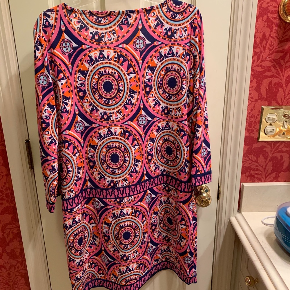 Dress - Picture 3 of 4